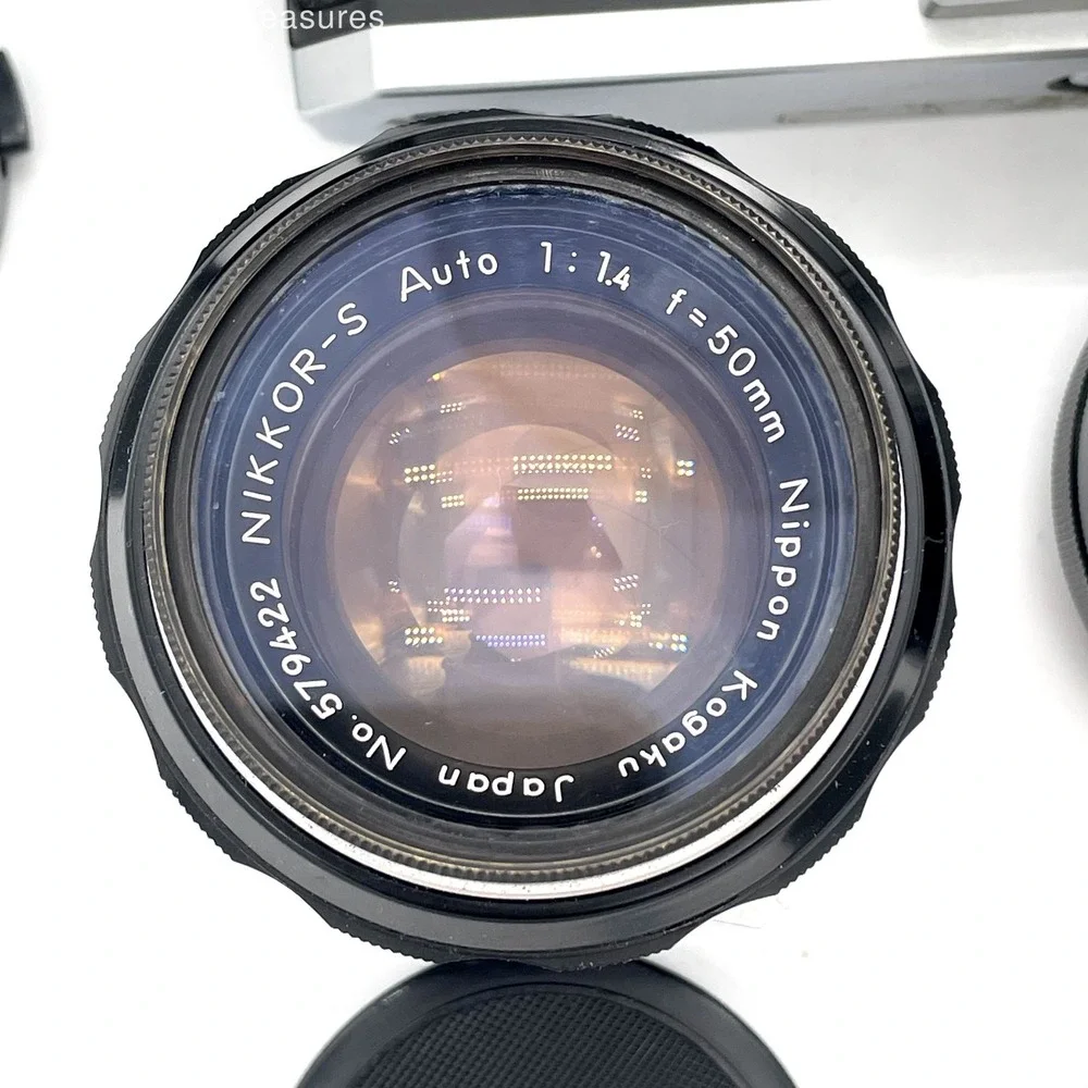 Vintage Nikon‎ F 35mm SLR Camera Kit Nikkor Lenses 50mm 200mm Untested